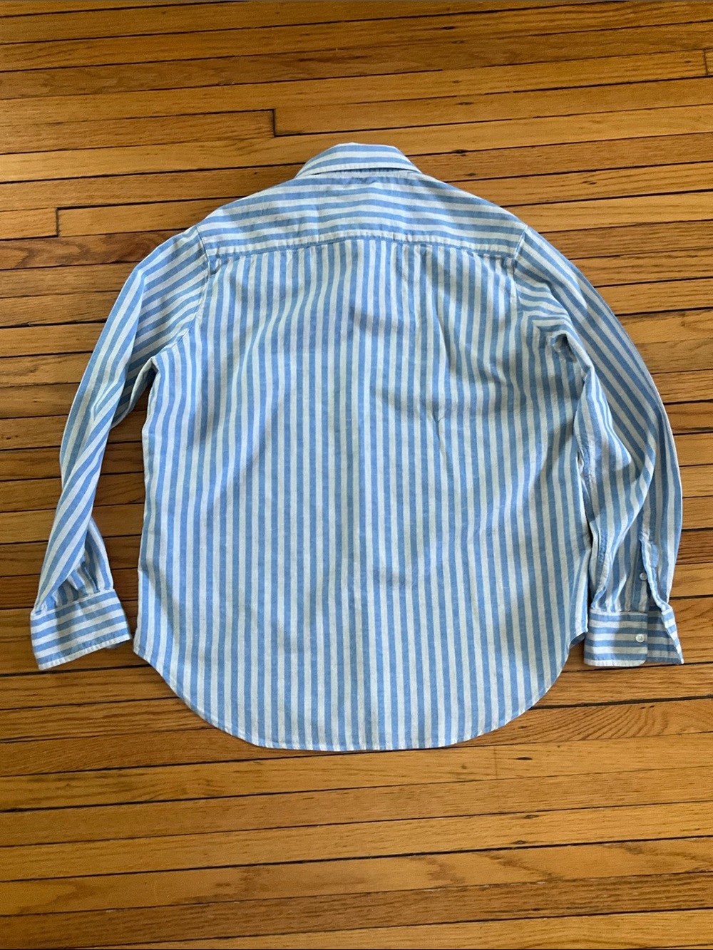 📚Frank & Eileen Striped Buttondown📚 - Picture 4 of 5